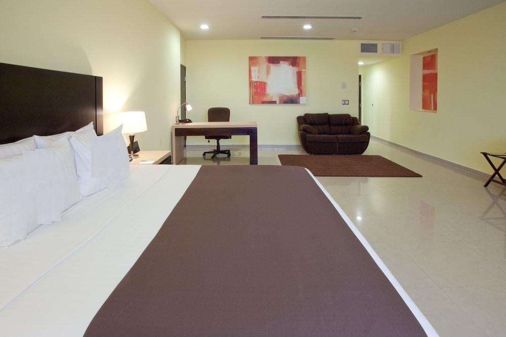 Hipico Inn Hotel Poza Rica Extérieur photo