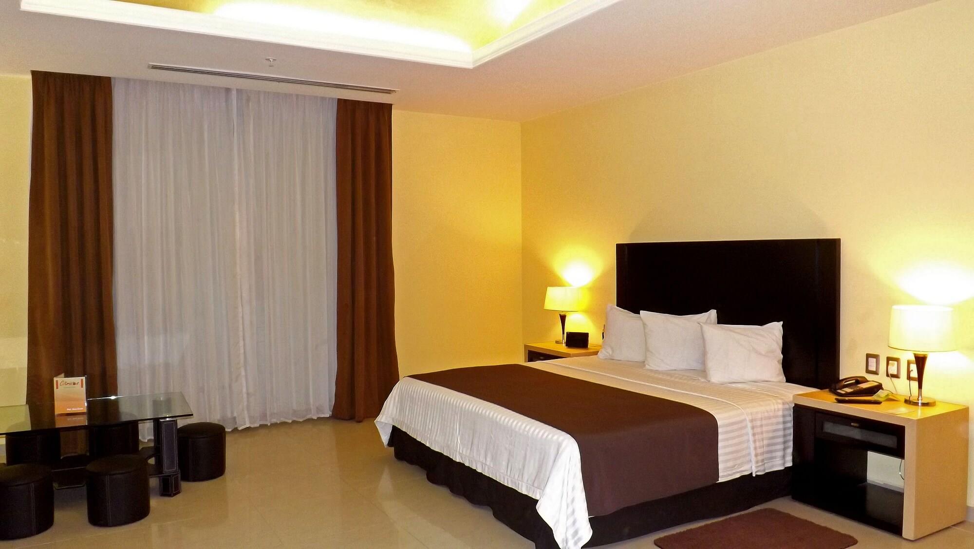 Hipico Inn Hotel Poza Rica Extérieur photo