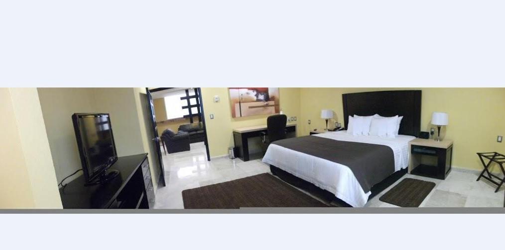 Hipico Inn Hotel Poza Rica Extérieur photo